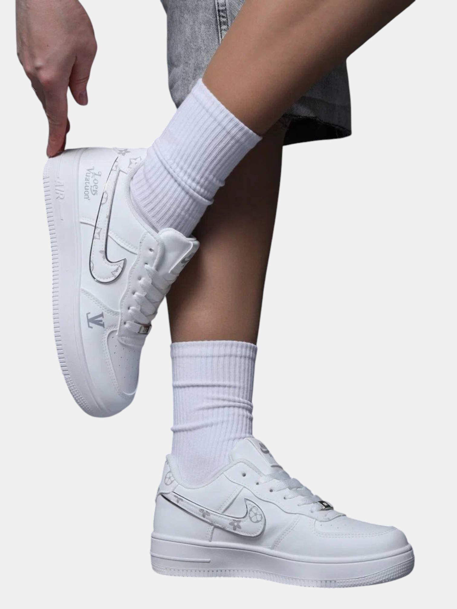 Кроссовки NIKE Air Force 1