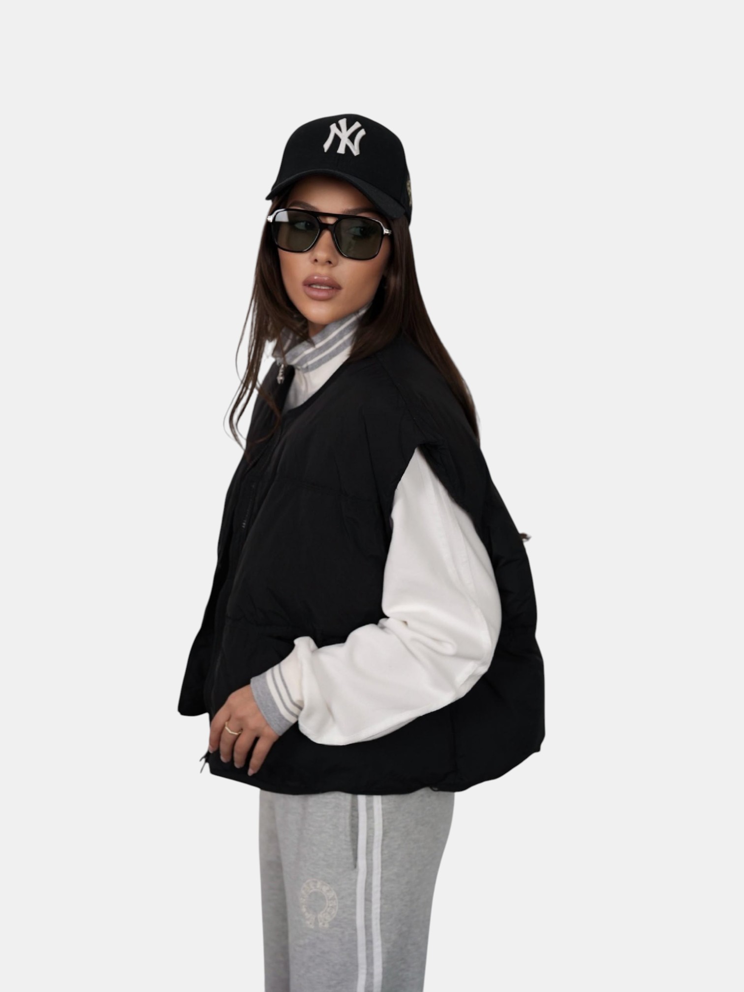 Жилетка укороченная черная 3158 Жилетка укороченная черная 3158