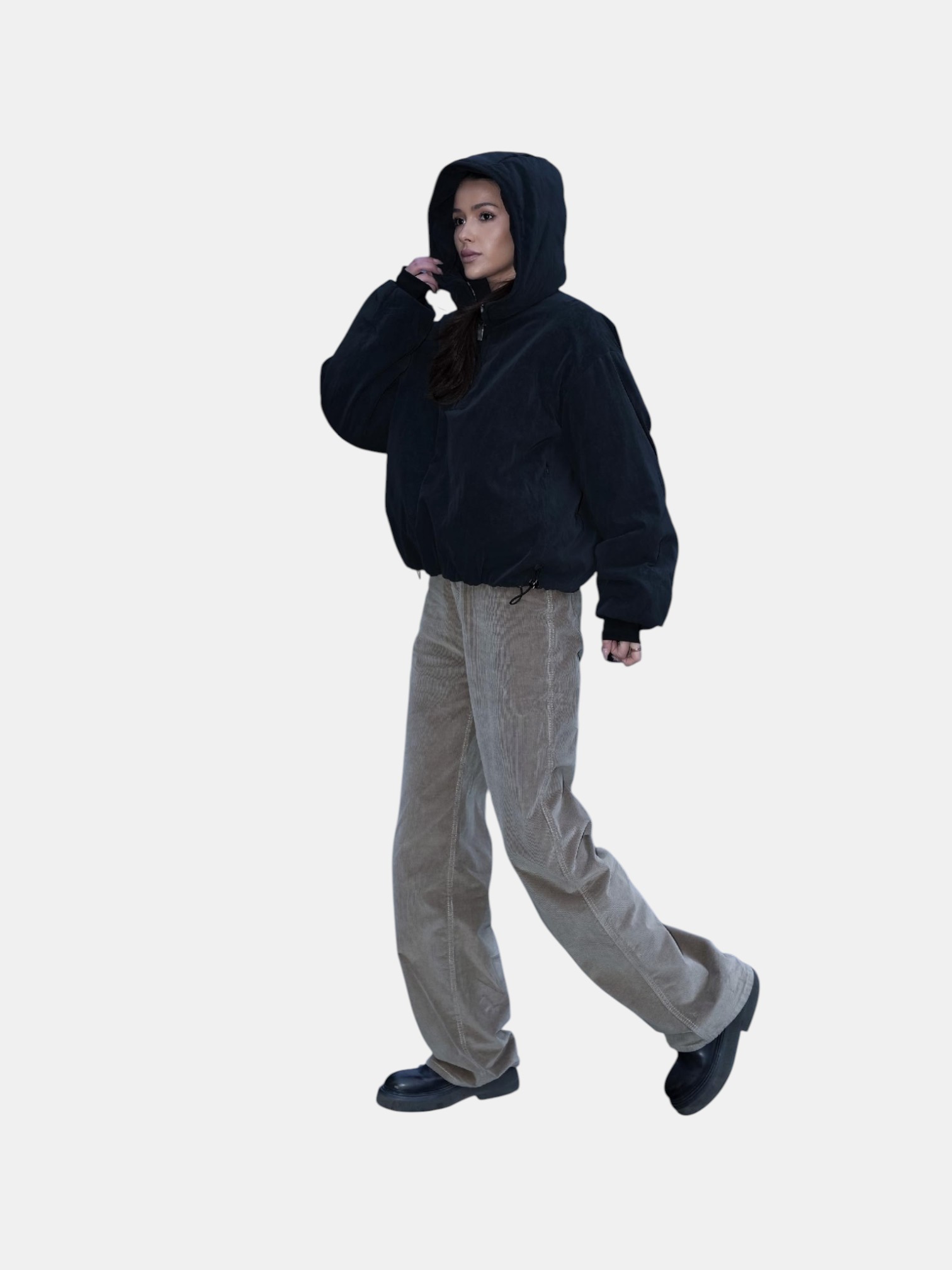 Ветровка с капюшоном