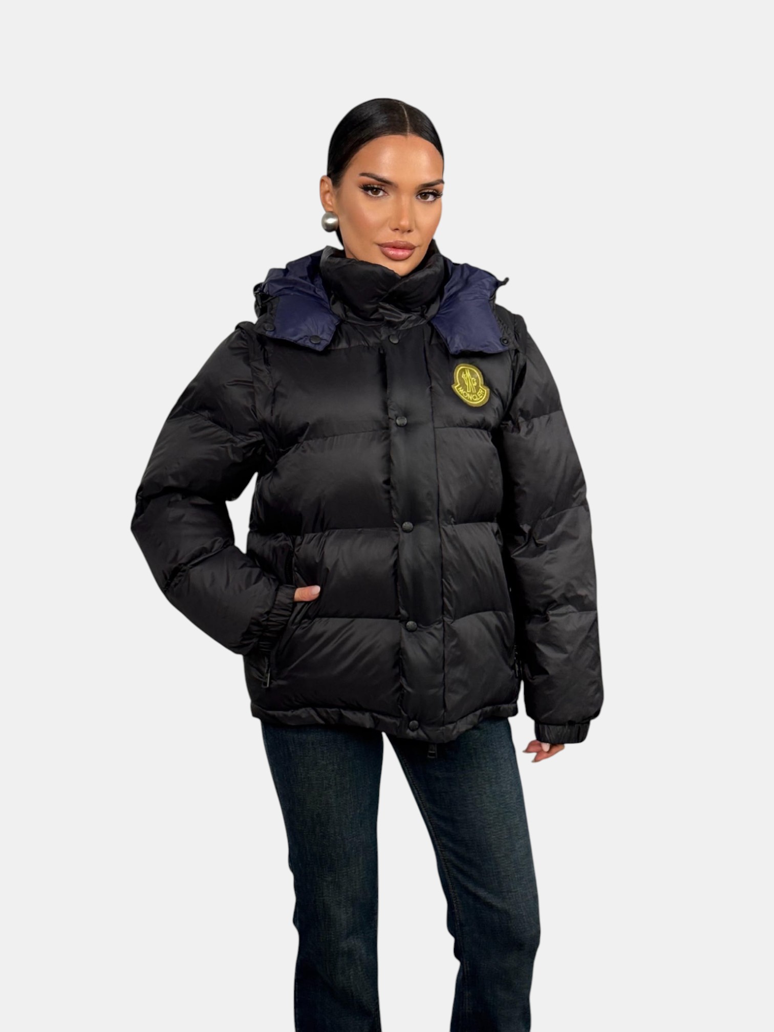Пуховик MONCLER черный 3151