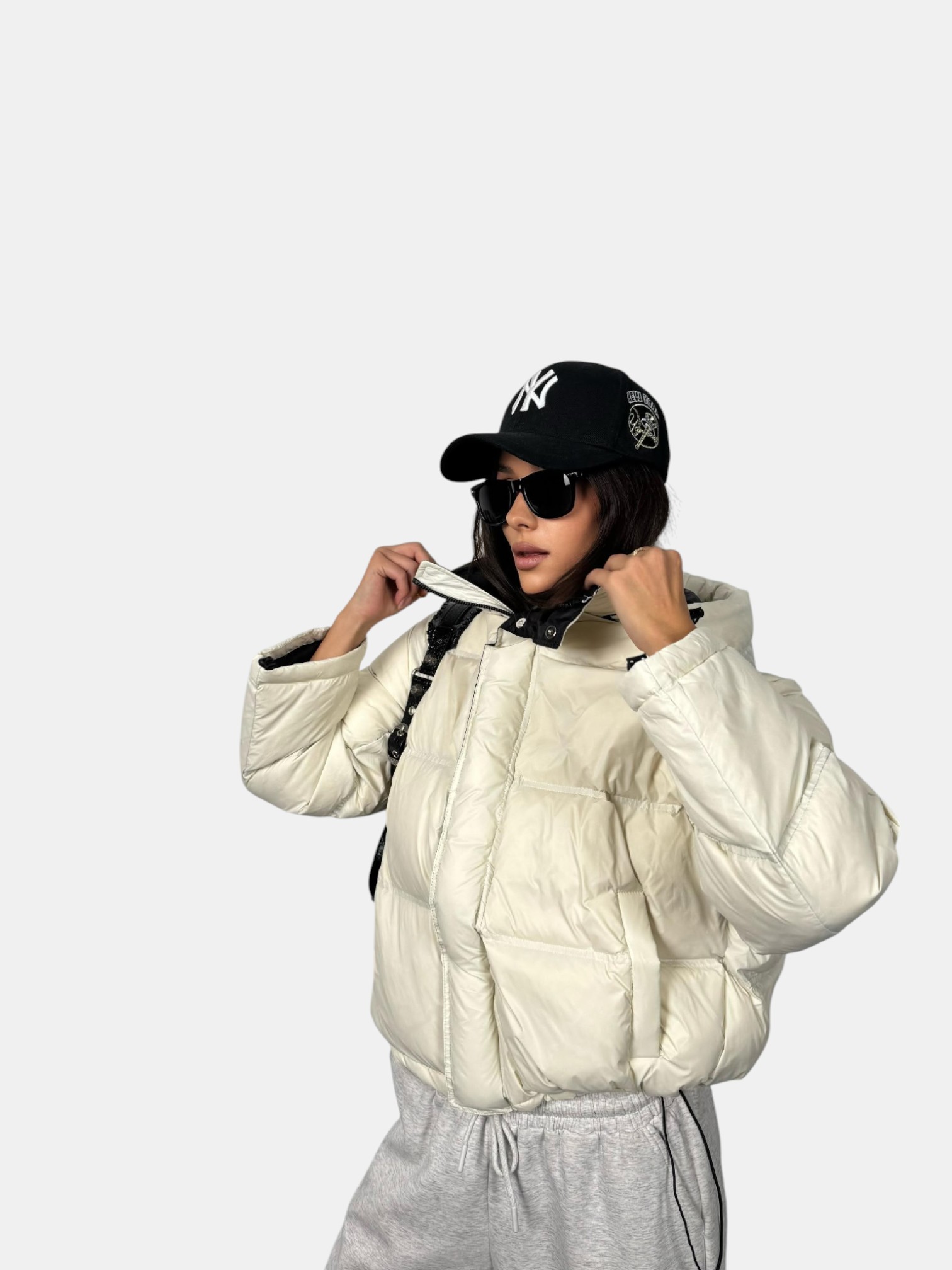 Пуховик оверсайз бежевый