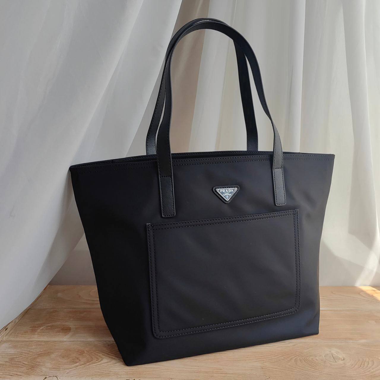 Сумка tote PRADA нейлон с кожаной отделкой черная 3146