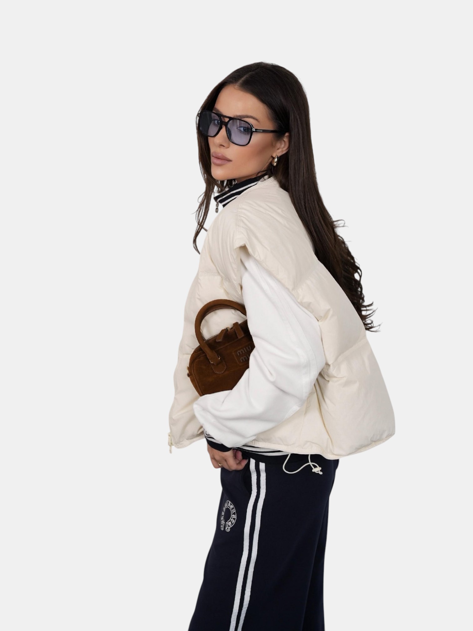 Жилетка укороченная бежевая