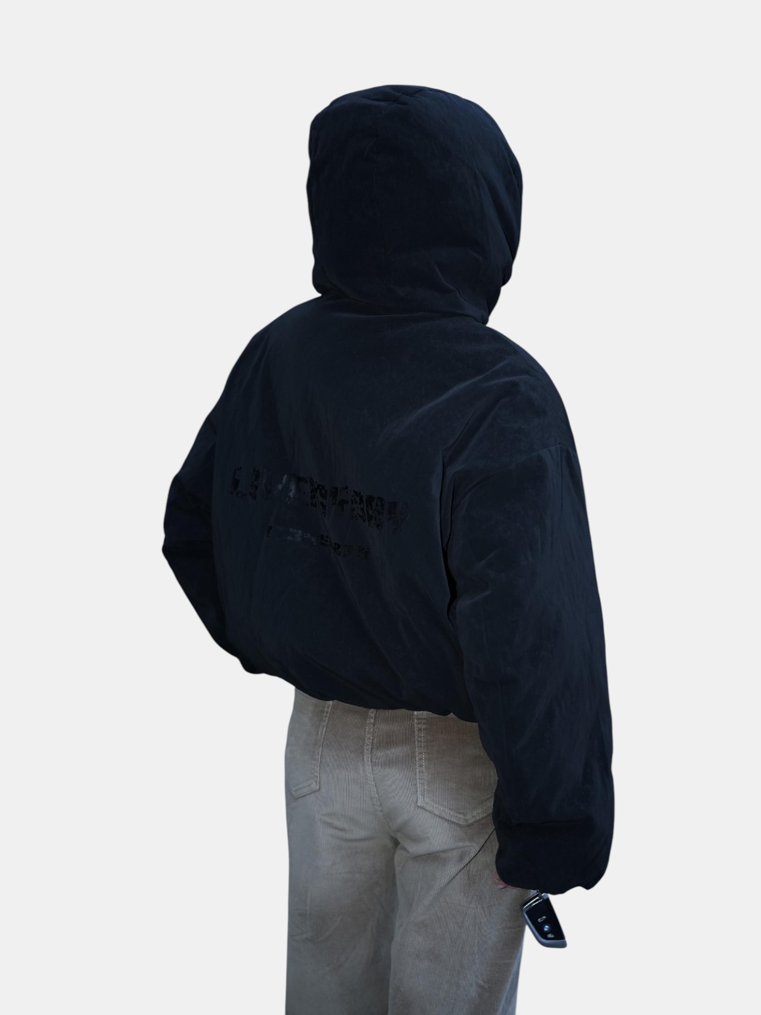 Ветровка с капюшоном