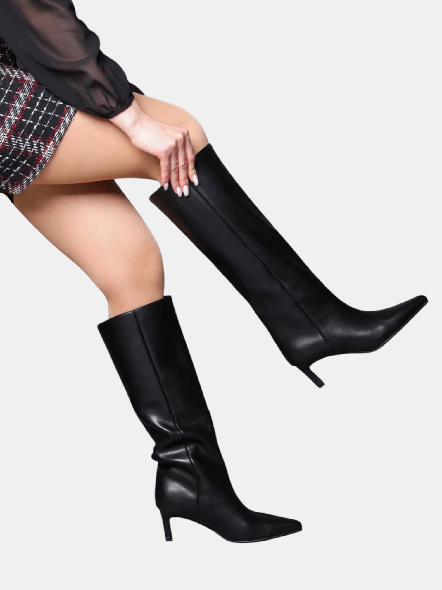 Сапоги трубы на шпильке