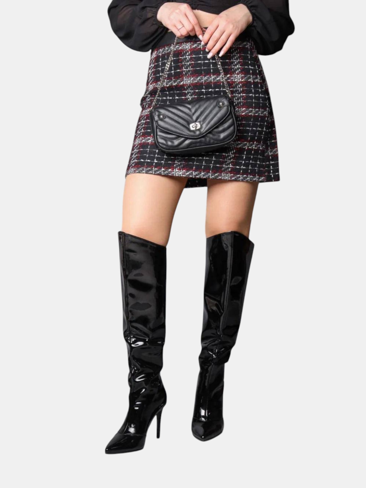 Сапоги трубы на шпильке