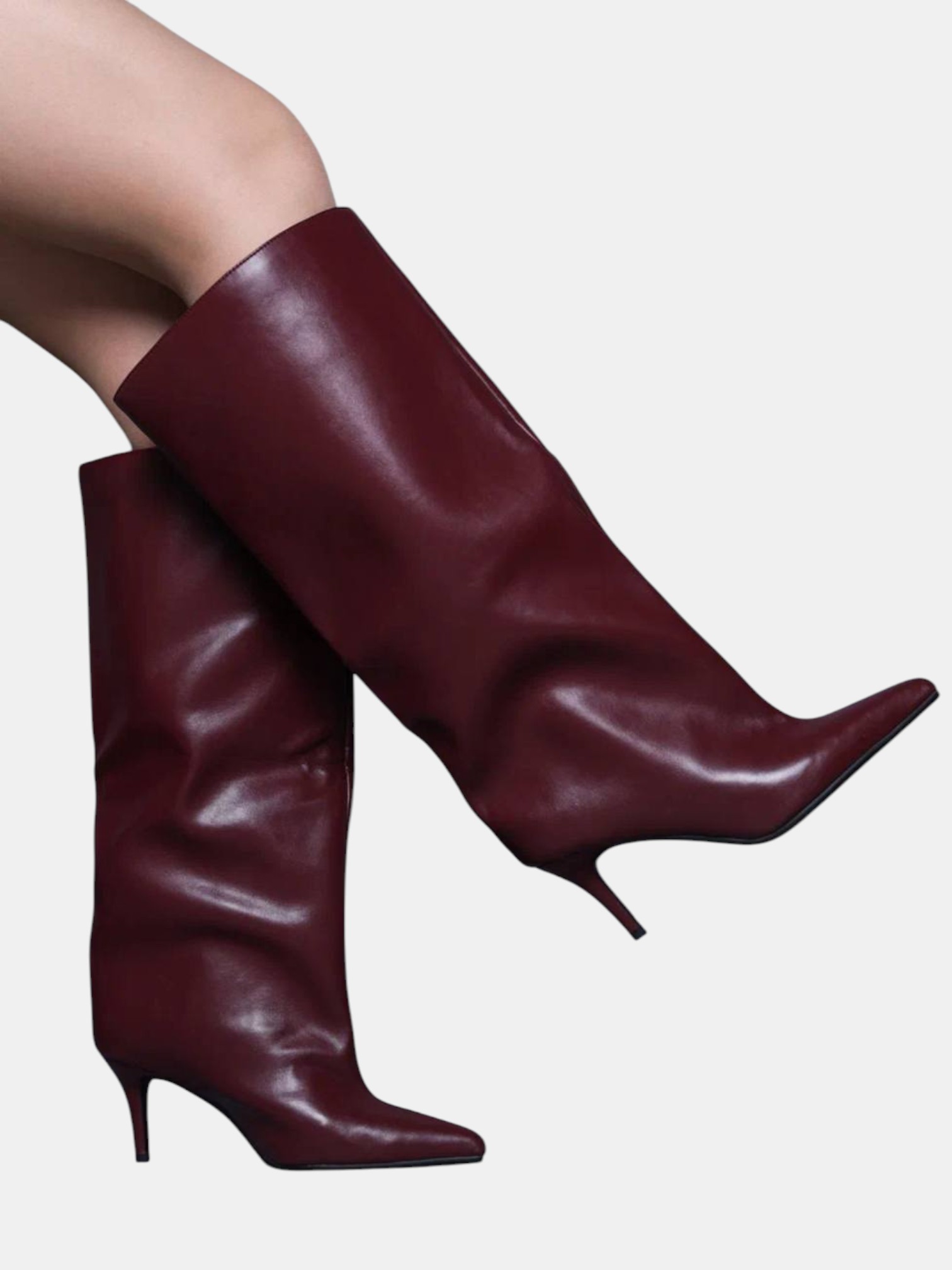 Сапоги трубы на шпильке кожа бордовые 3285рубы на шпильке лаковая кожа бордовые 3285 Сапоги трубы на шпильке кожа бордовые 3285