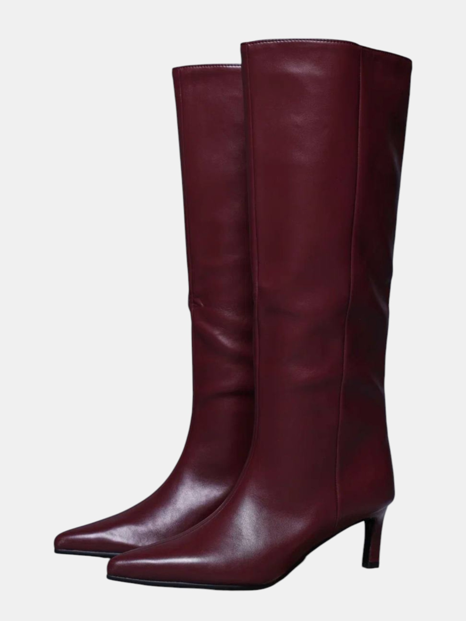 Сапоги трубы на шпильке