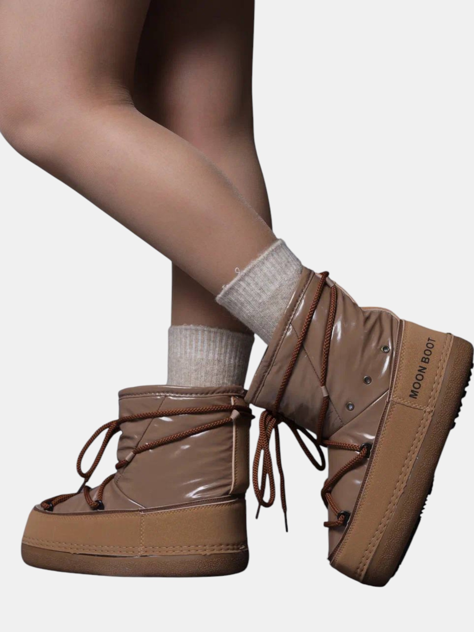 Сноубутсы дутики Moon Boot кожа коричневые 3317 Сноубутсы дутики Moon Boot кожа коричневые 3317