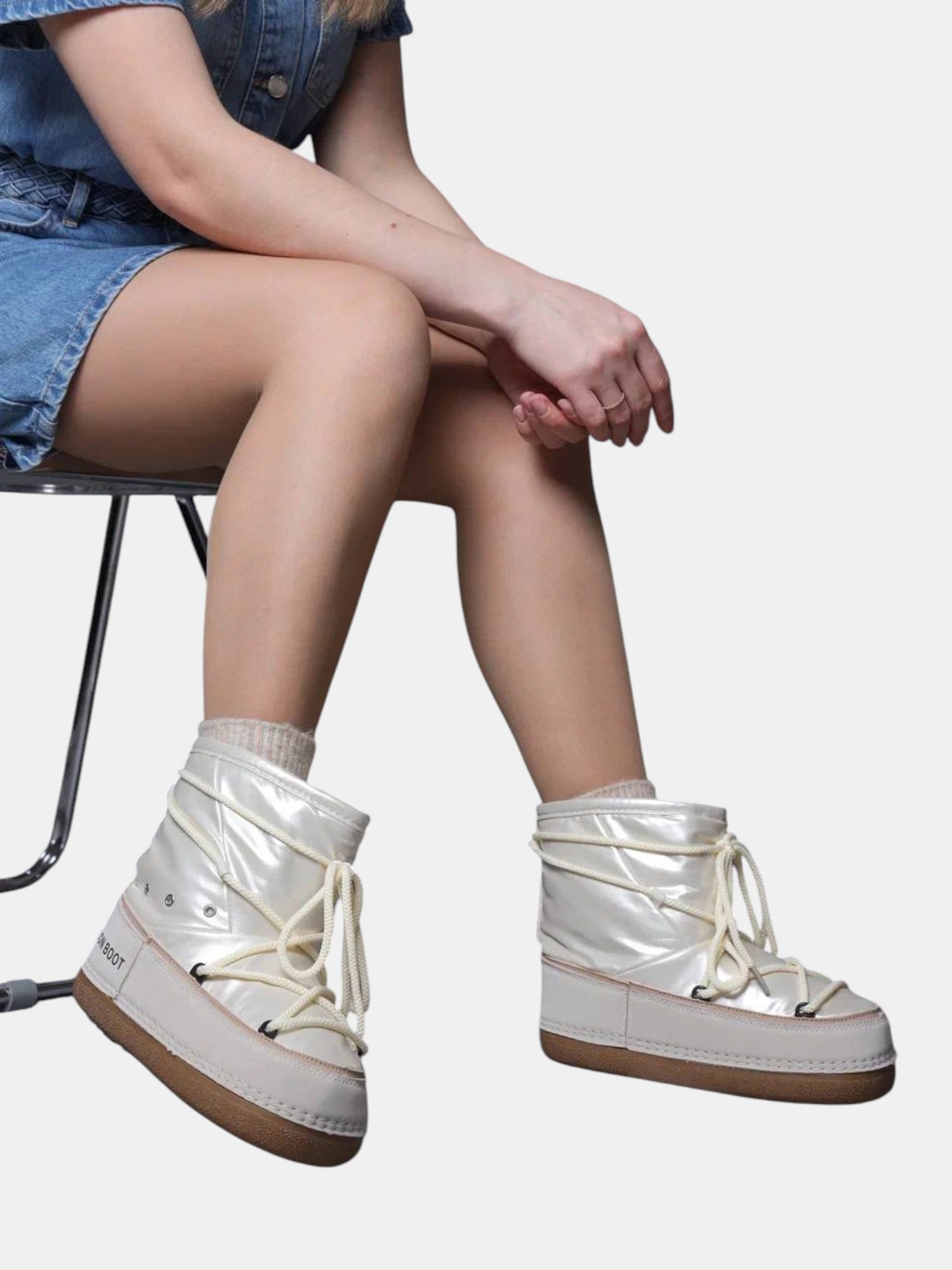 Сноубутсы Moon Boot