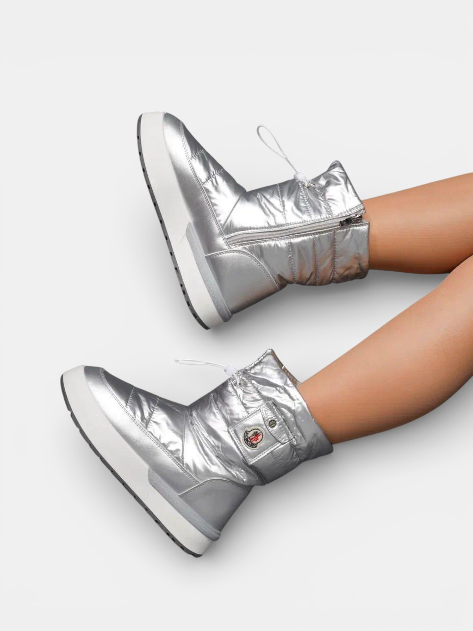 Дутики Moncler зимние серебристые 3429