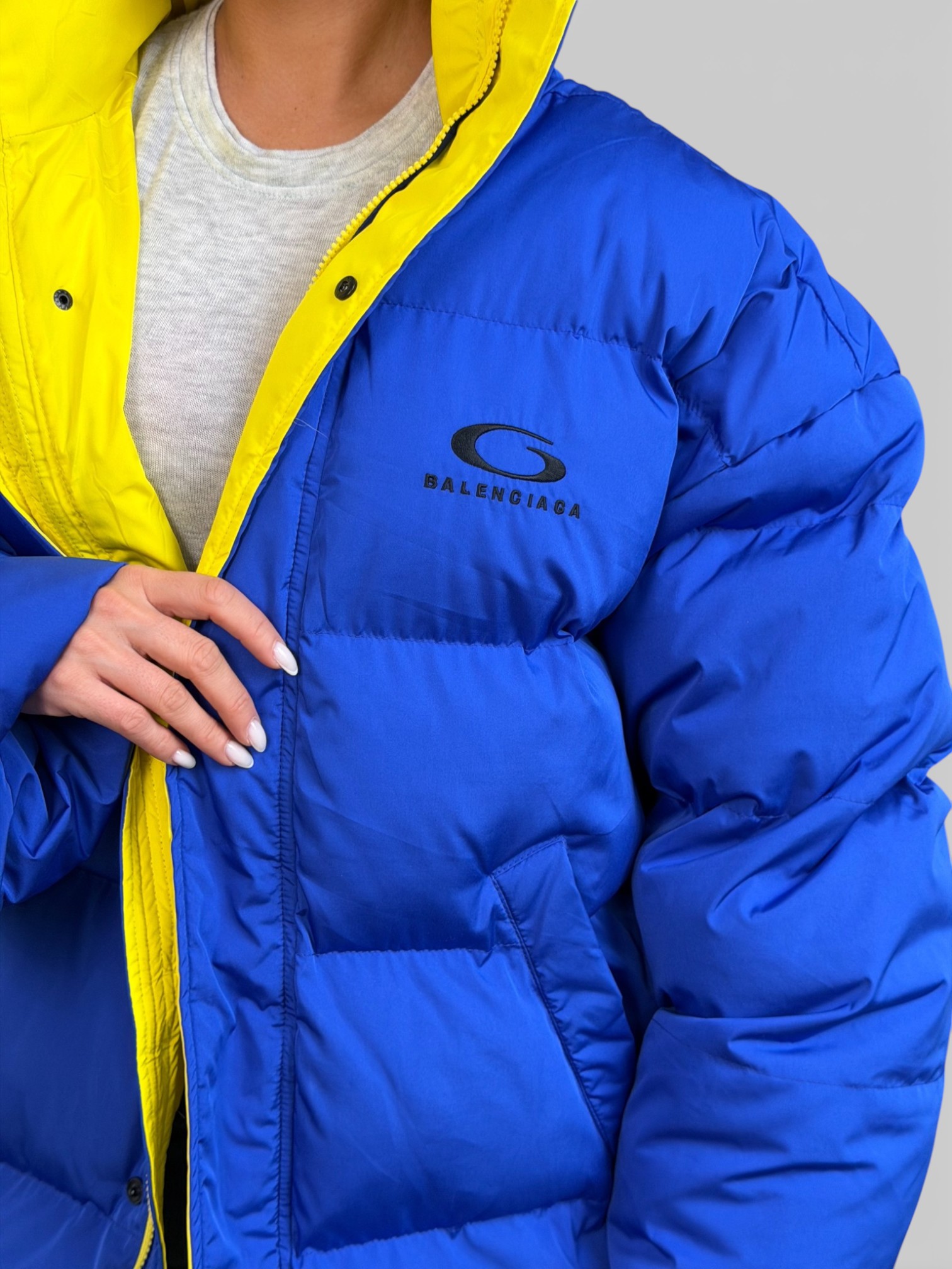 Пуховик BALENCIAGA