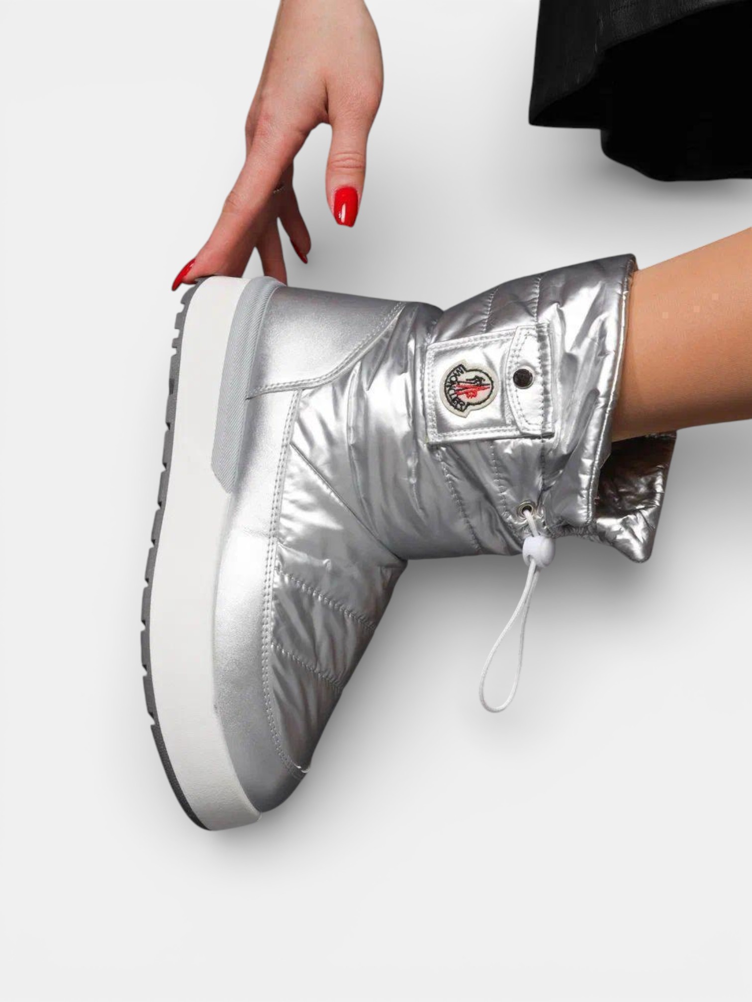 Дутики Moncler