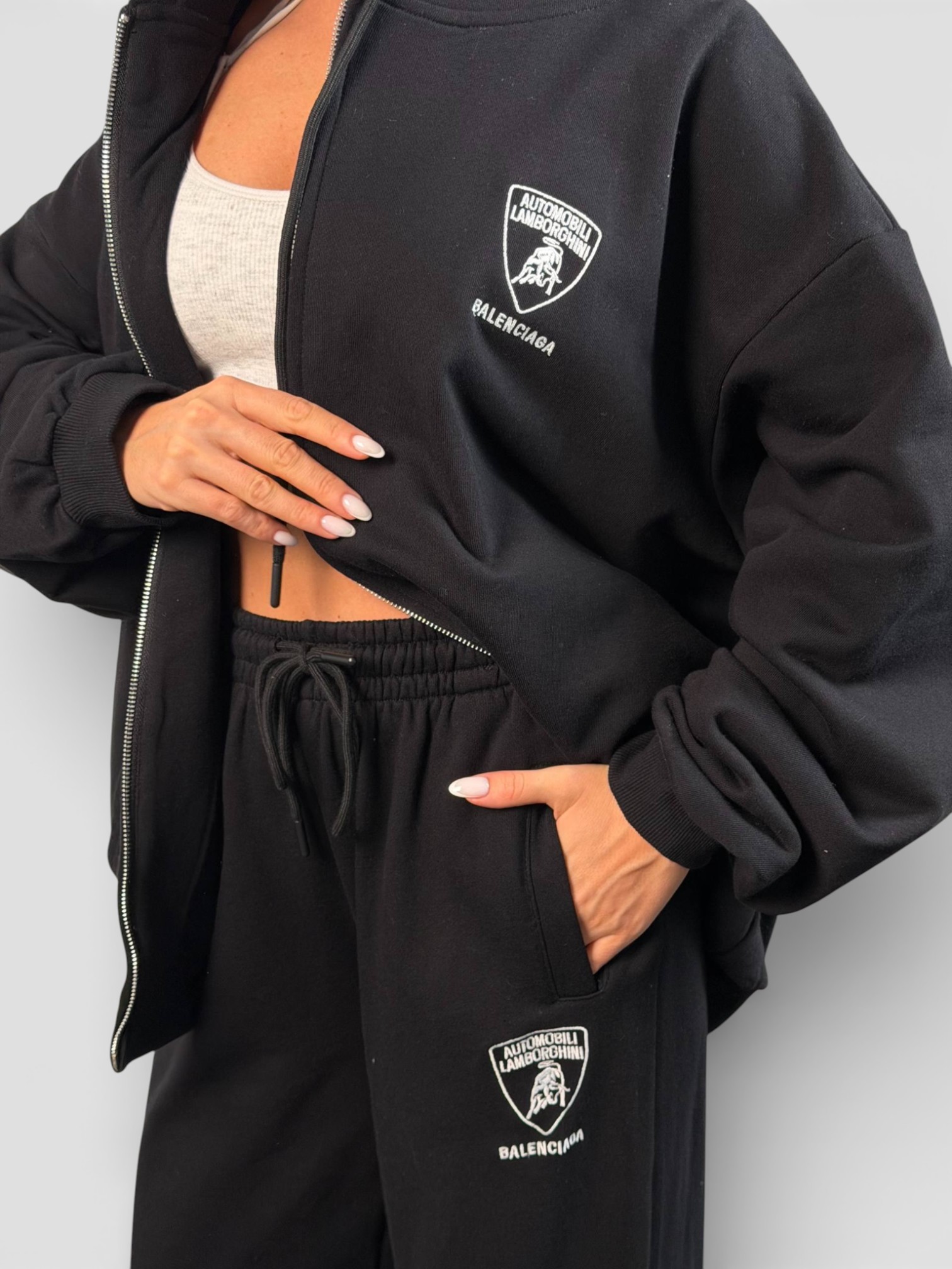 Костюм Balenciaga