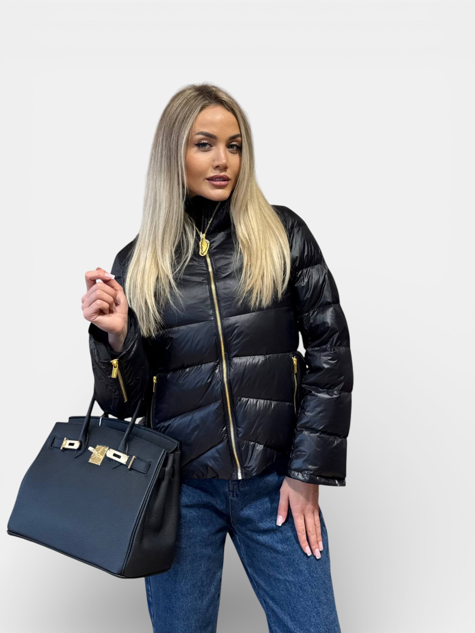 Пуховик зимний SCHIAPARELLI с капюшоном черный 3461