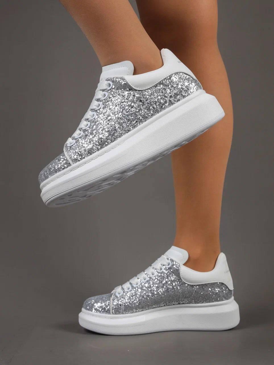 Кроссовки женские брендовые искусственная кожа серебристые 3570 Кроссовки женские брендовые искусственная кожа серебристые 3570