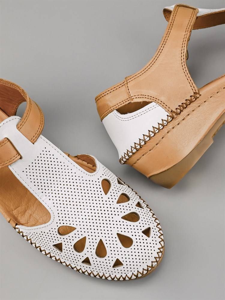 Босоножки женские