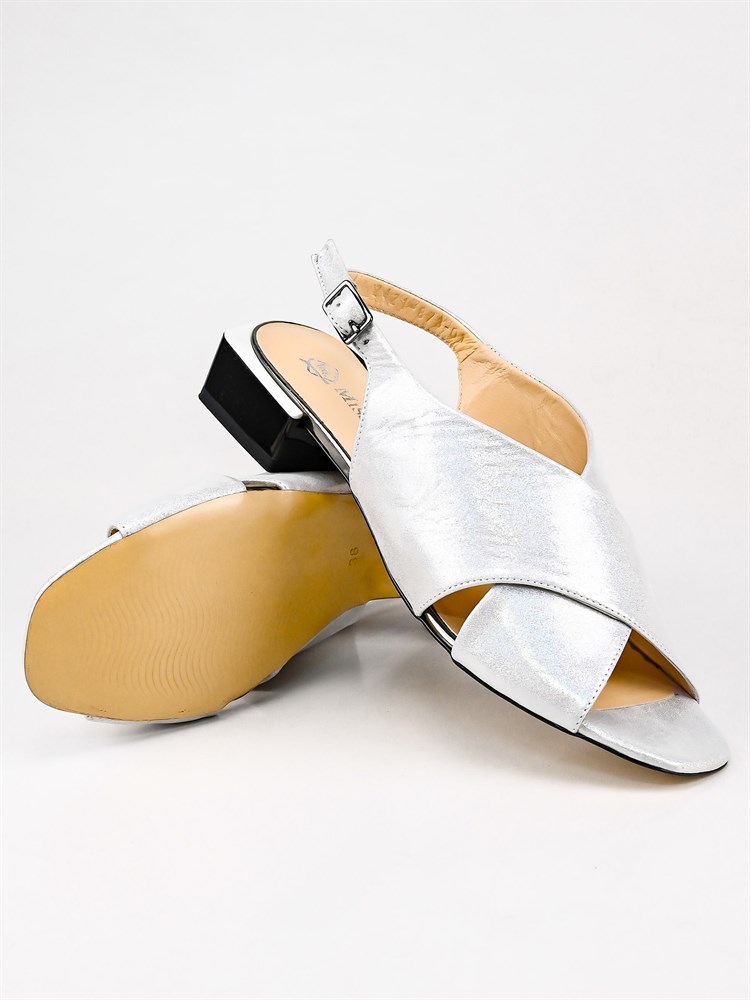 Босоножки женские