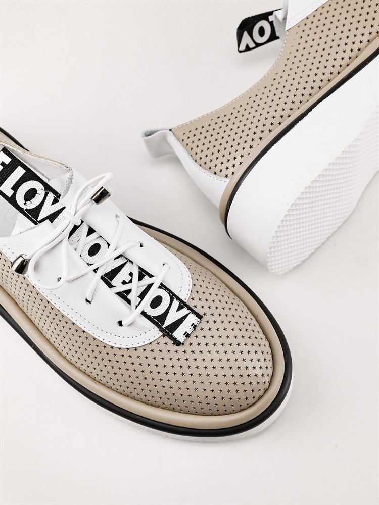 Лоферы женские