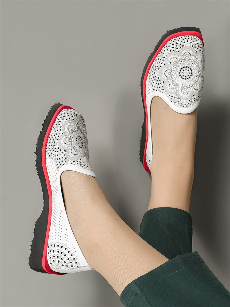 Туфли женские летние натуральная кожа белые 210-06-08