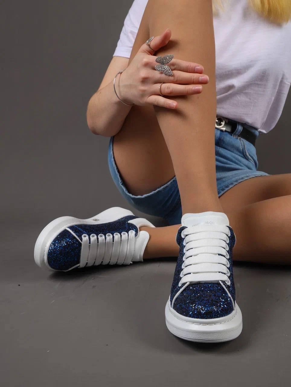 Кроссовки женские брендовые