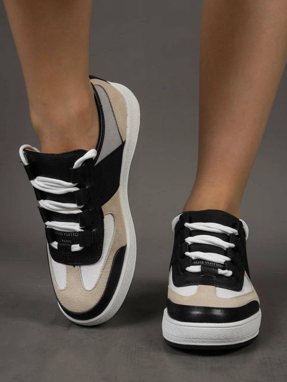 Кроссовки женские брендовые