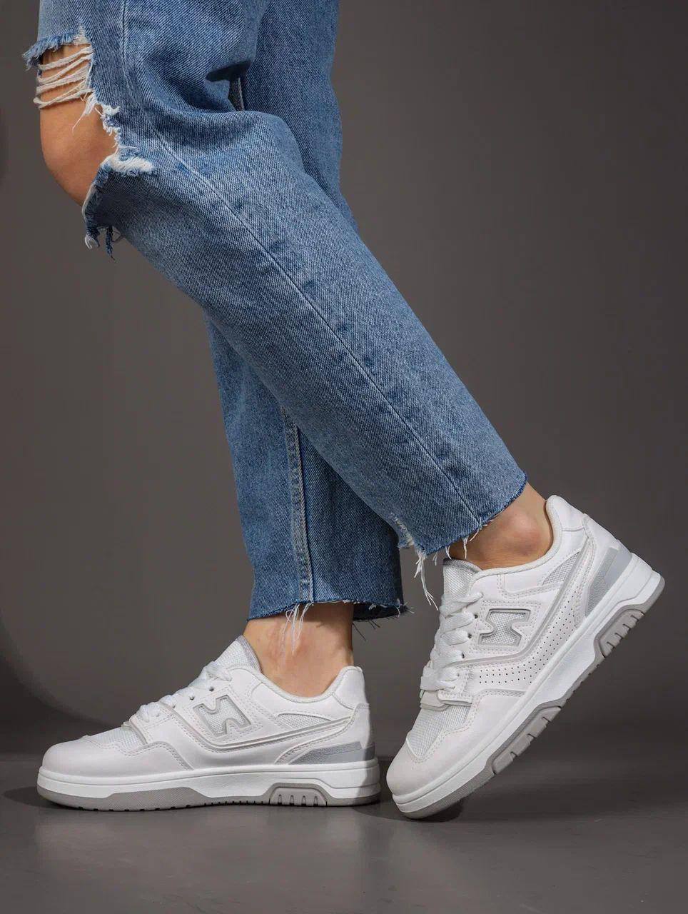 Кеды женские брендовые искусственная кожа белые с серым 3634 Кеды женские брендовые искусственная кожа белые с серым 3634