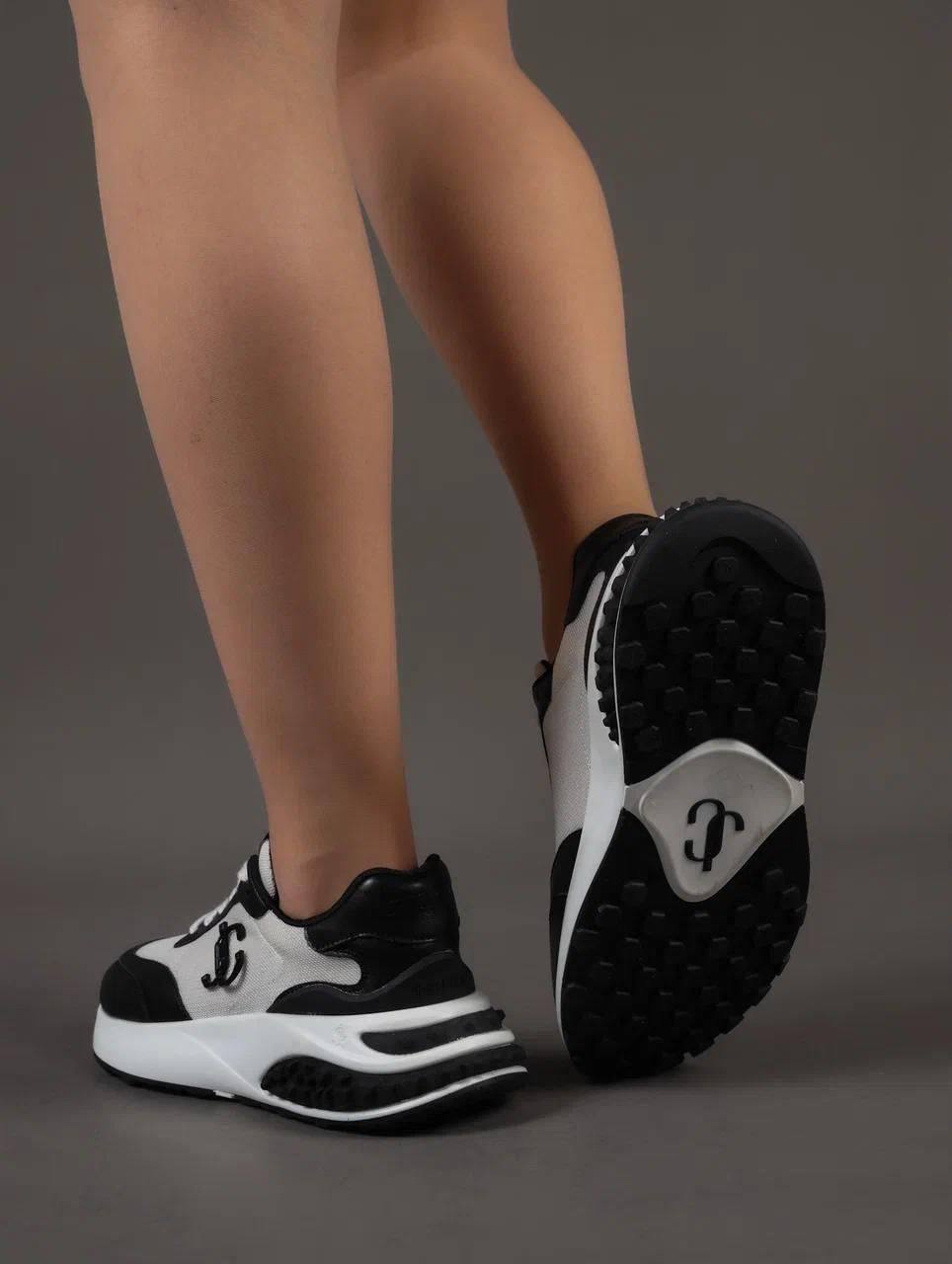 Кроссовки женские брендовые