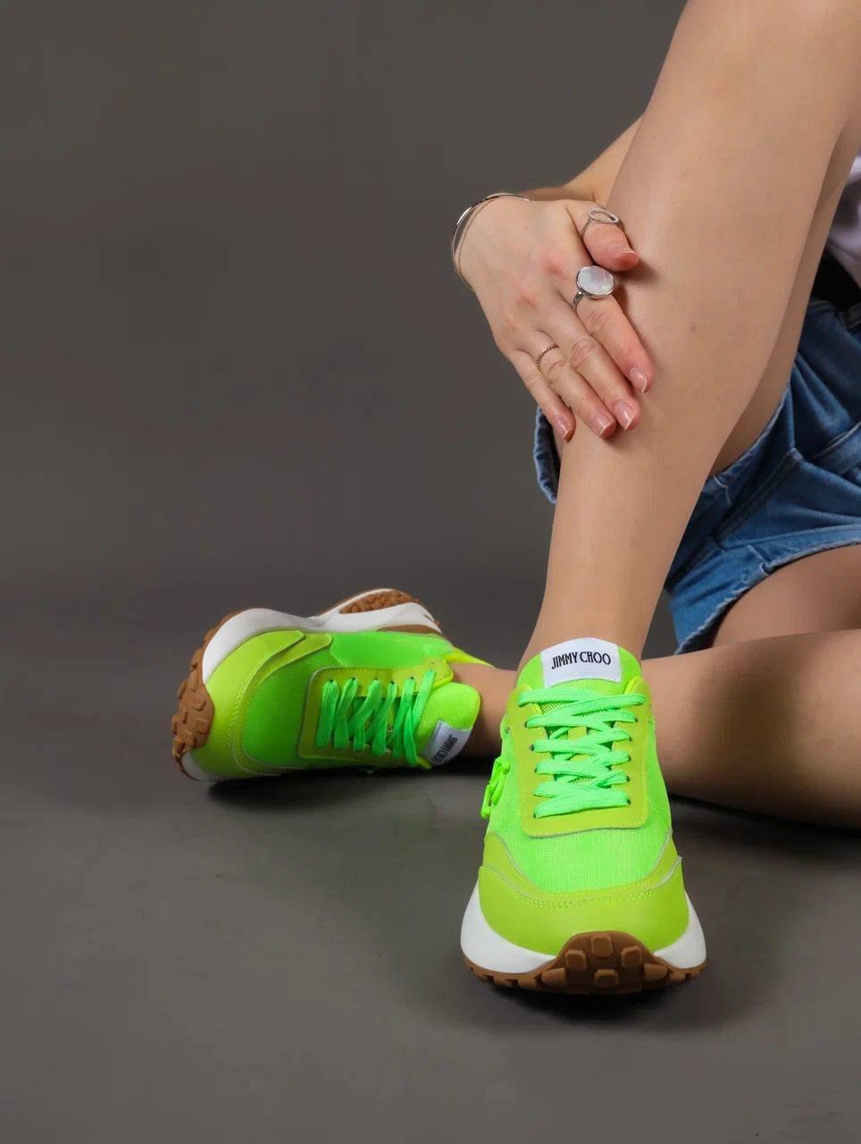 Кроссовки женские брендовые