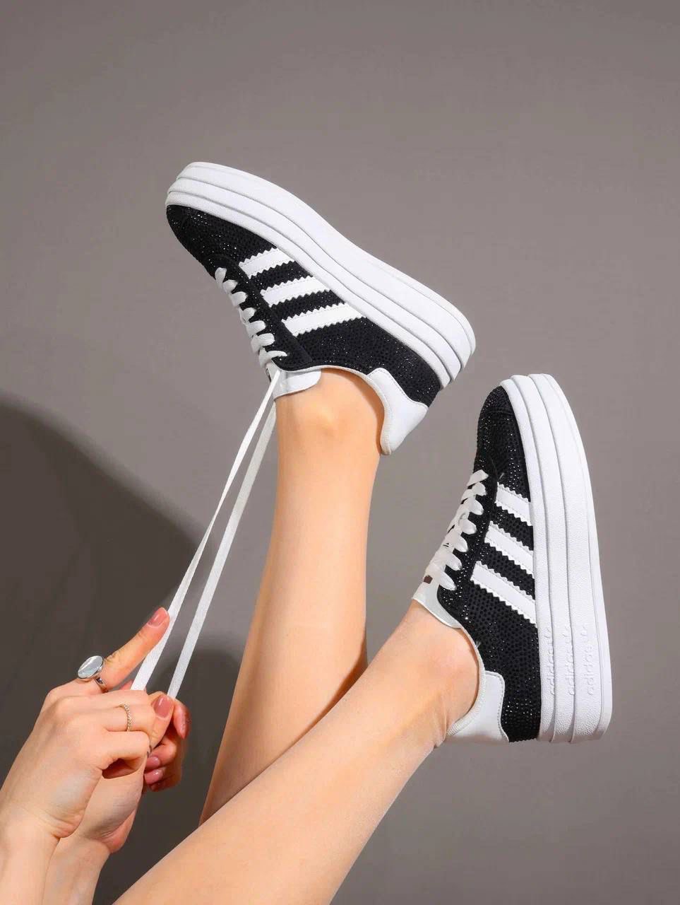 Кроссовки женские брендовые натуральная кожа черные 3588 Кроссовки женские брендовые натуральная кожа черные 3588