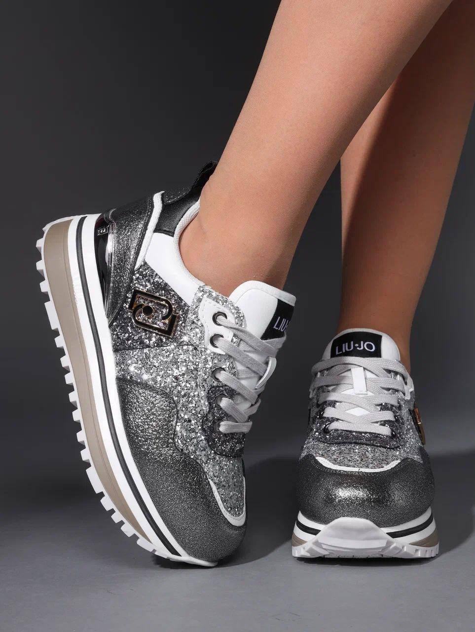 Кроссовки женские брендовые натуральная кожа серые 3609