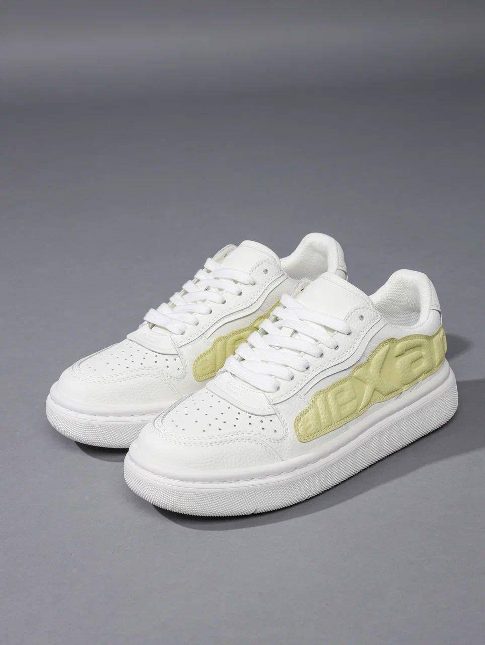 Кроссовки женские брендовые