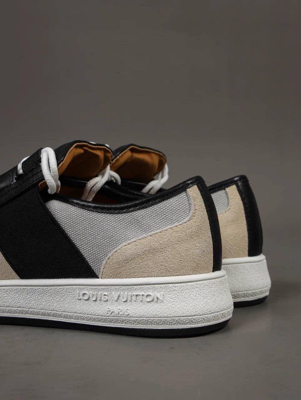 Кроссовки женские брендовые