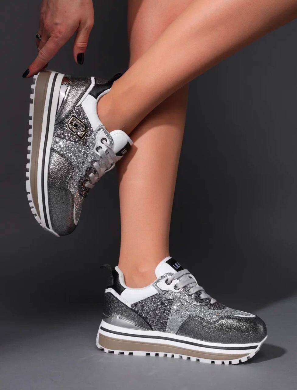 Кроссовки женские брендовые