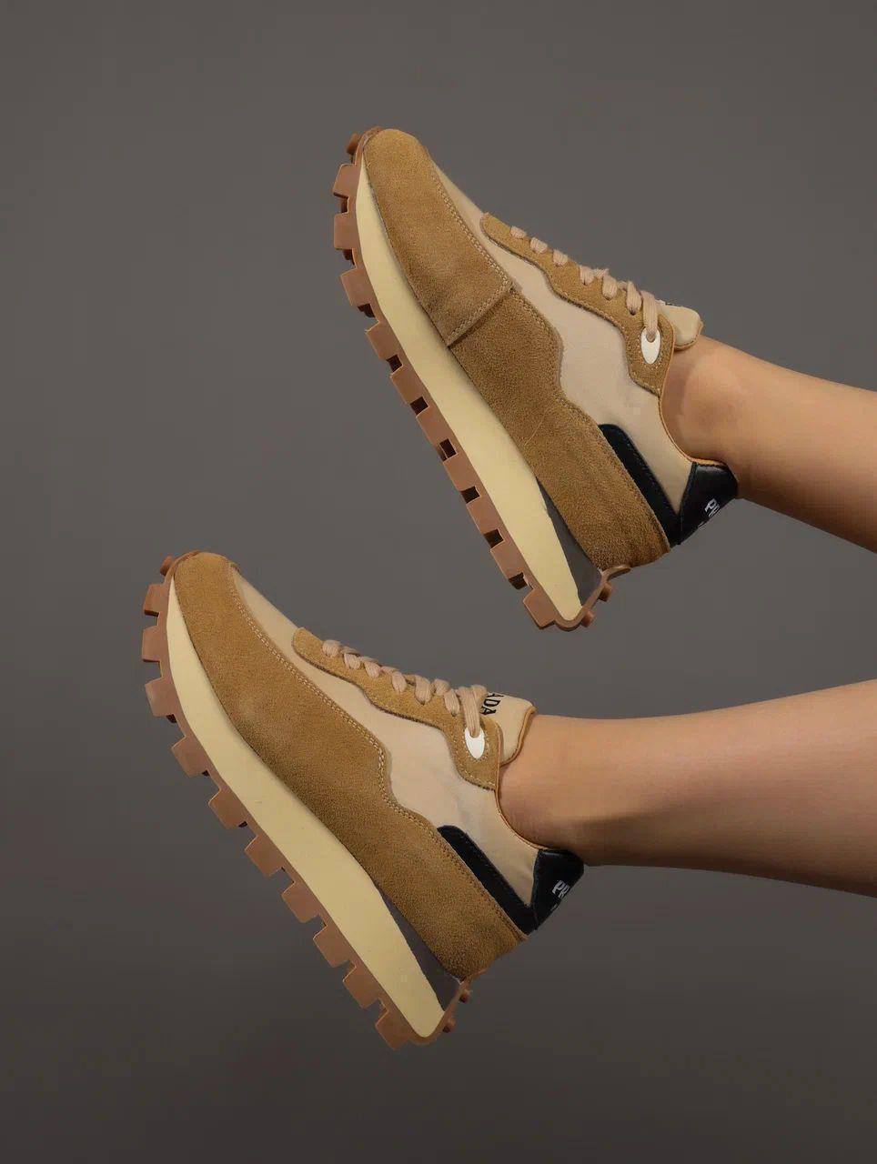 Кроссовки женские брендовые натуральная кожа коричневые 3644