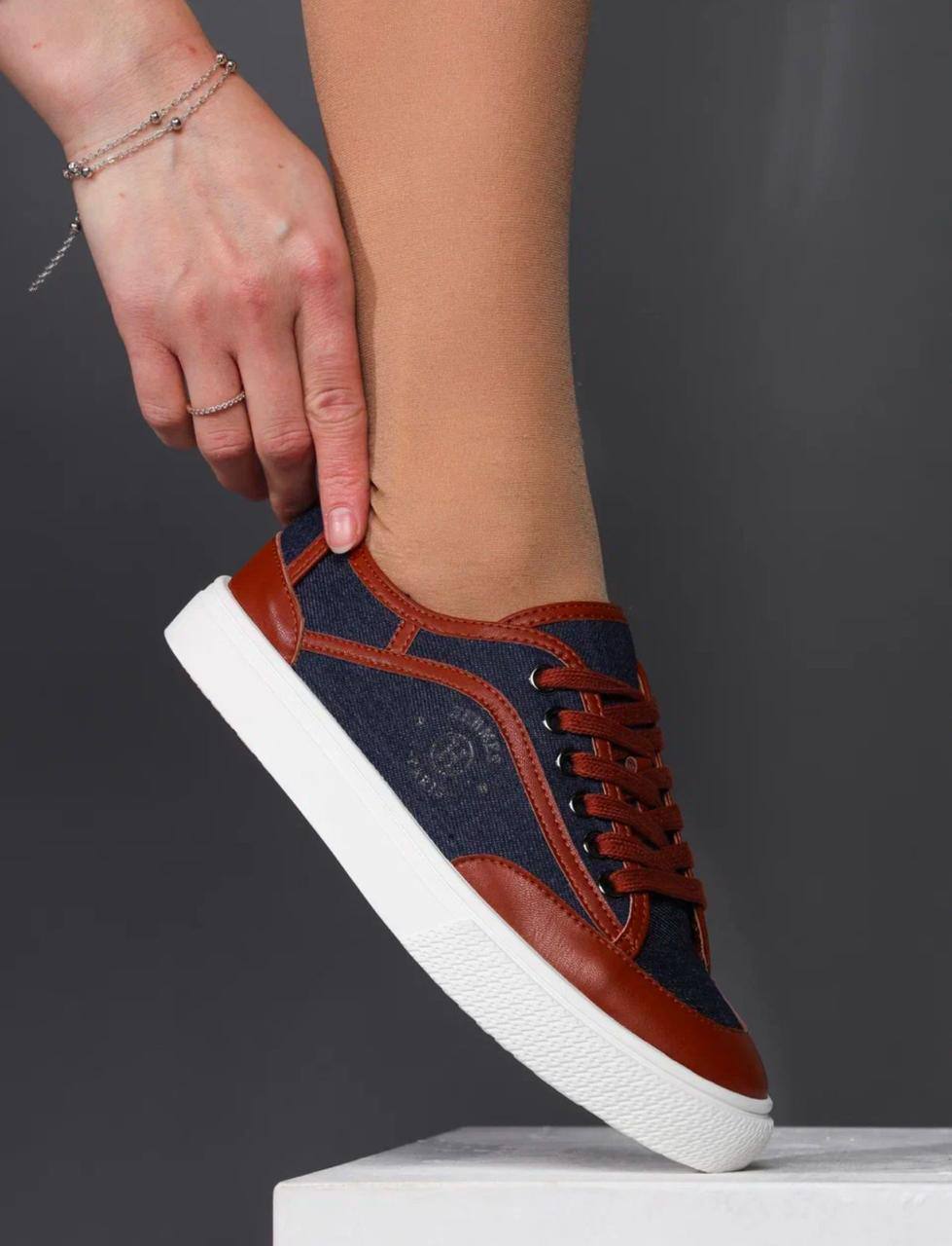 Кеды женские брендовые натуральная кожа с текстилем бордовые 3659 Кеды женские брендовые натуральная кожа с текстилем бордовые 3659