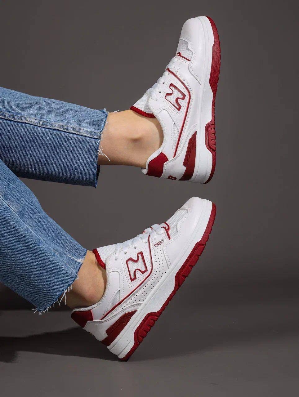 Кеды женские брендовые искусственная кожа белые с бордовым 3627Кеды женские брендовые искусственная кожа белые с бордовым 3627 Кеды женские брендовые