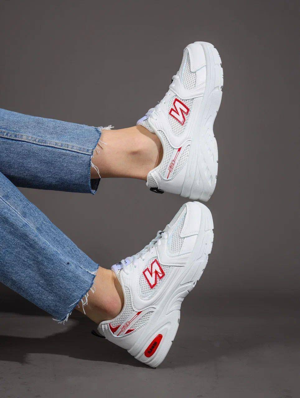 Кроссовки женские брендовые