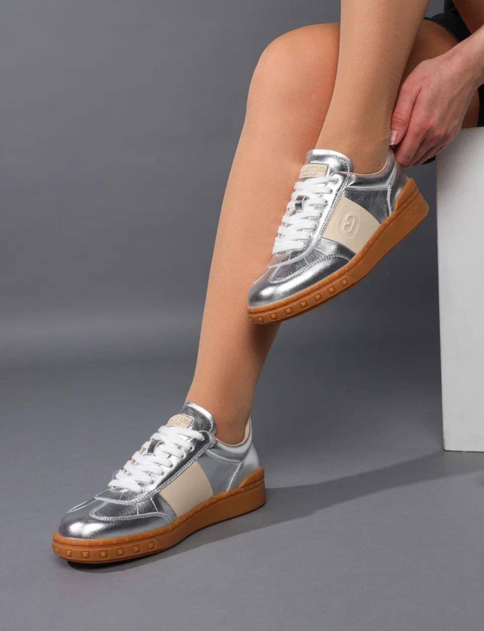 Кеды женские брендовые натуральная кожа серебристые 3684 Кеды женские брендовые натуральная кожа серебристые 3684