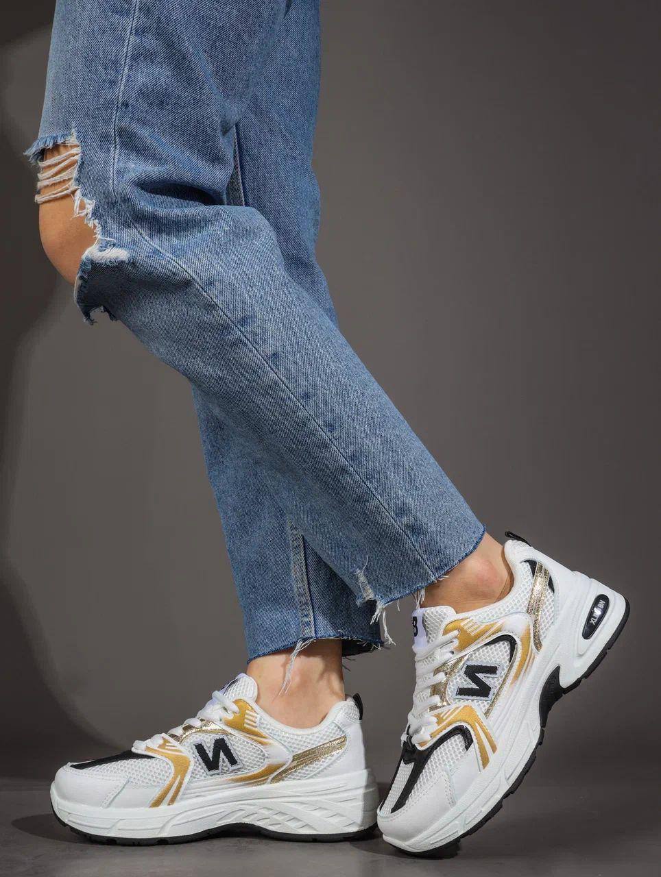 Кроссовки женские брендовые