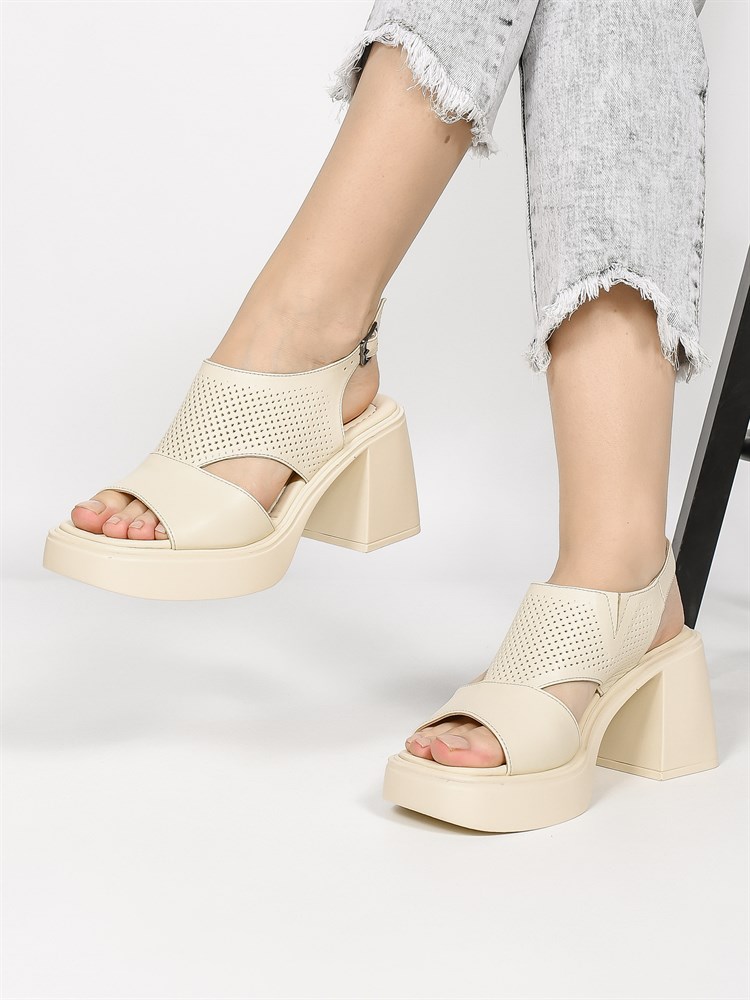 Босоножки женские