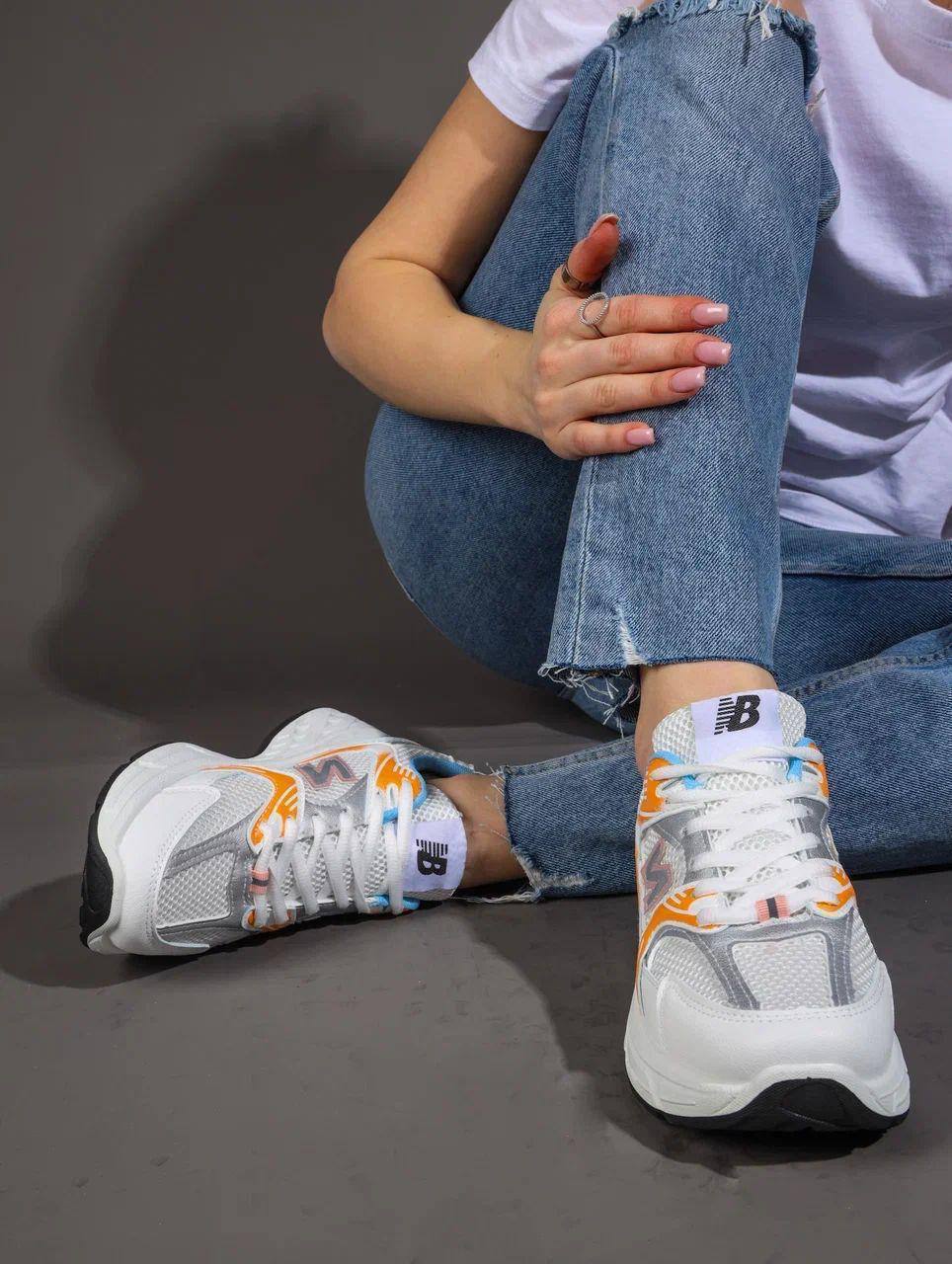 Кроссовки женские брендовые