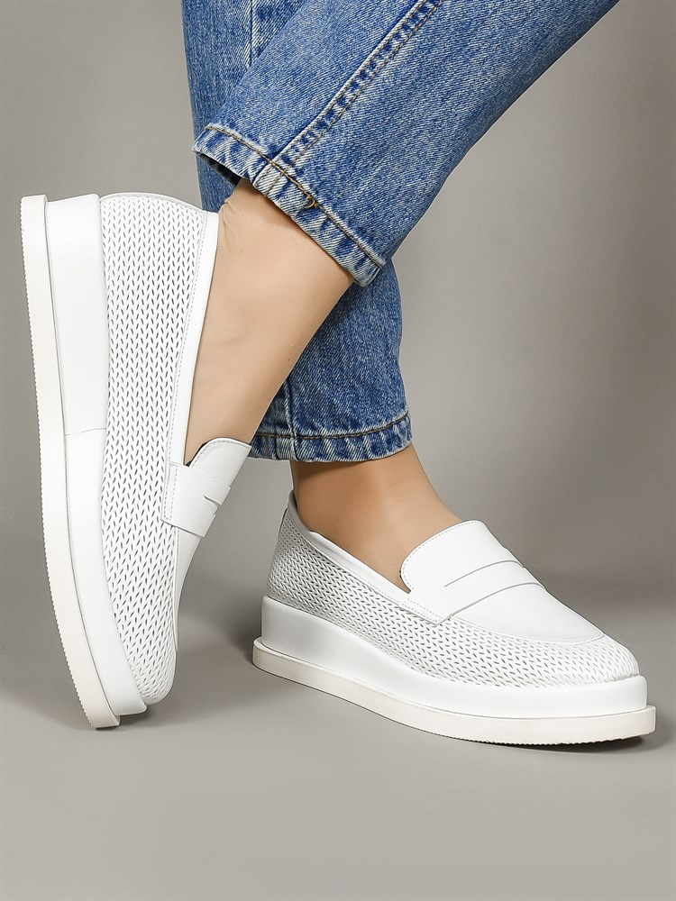 Лоферы женские летние