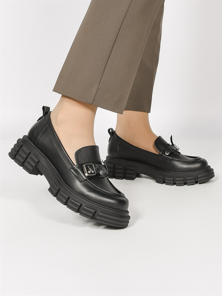 Лоферы женские