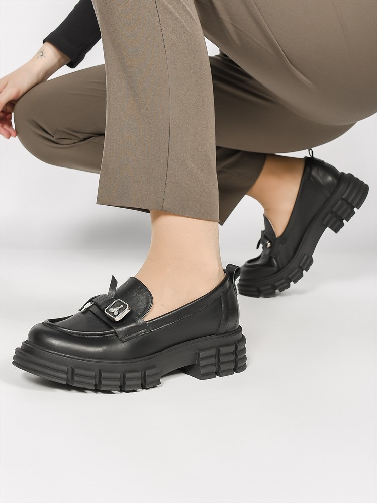 Лоферы женские