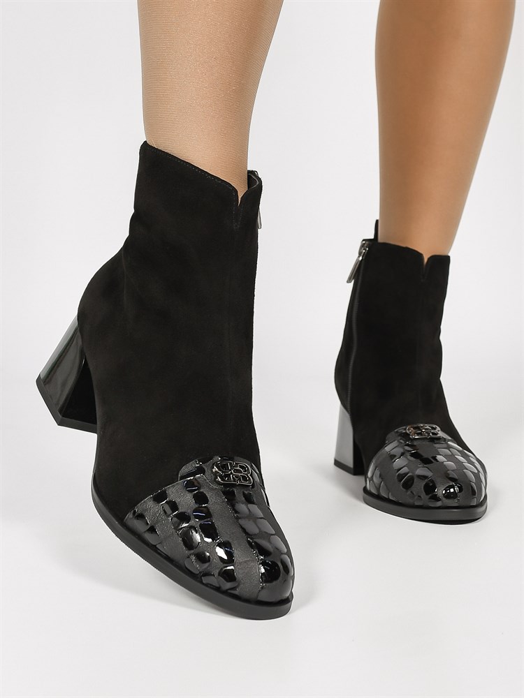 Ботинки женские демисезонные натуральная замша черные 3018B