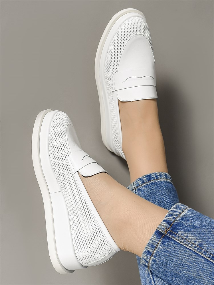 Лоферы женские летние