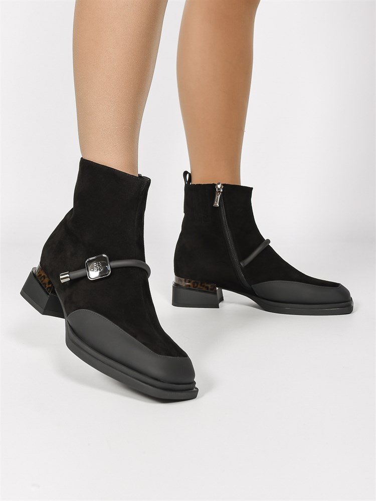 Ботинки женские