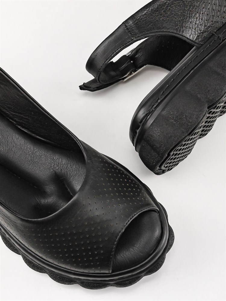 Босоножки женские