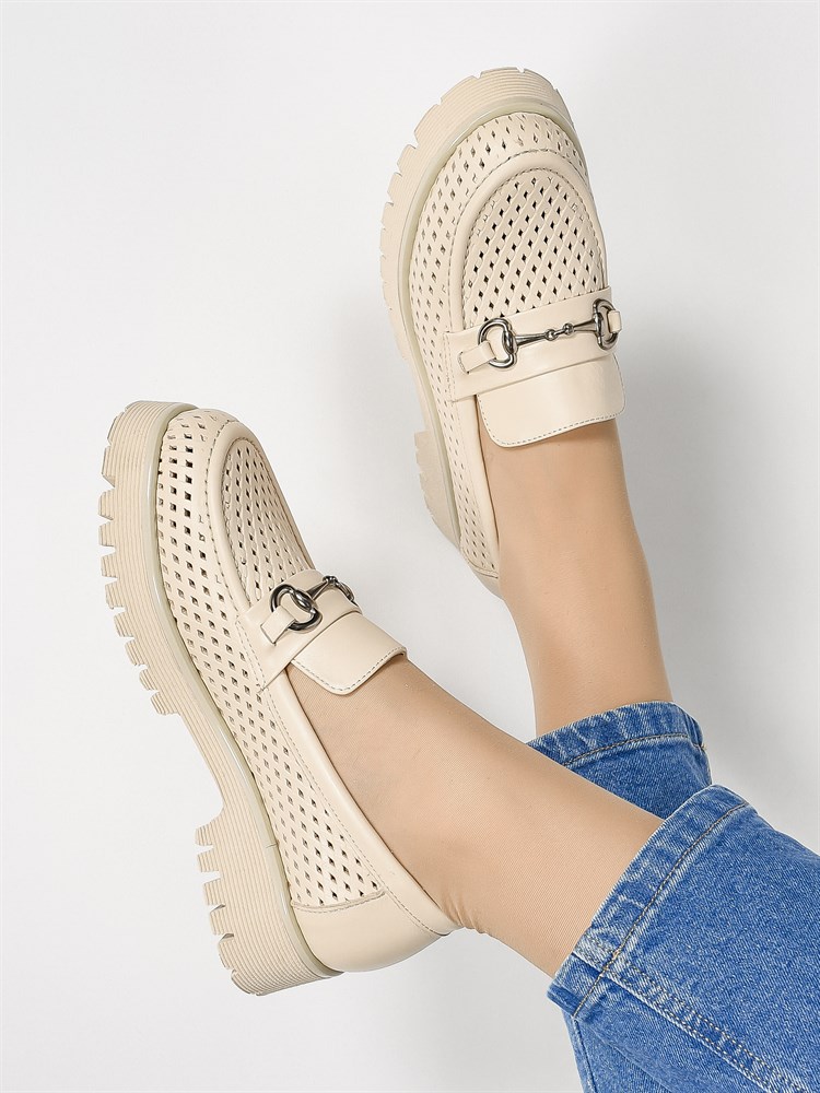 Лоферы женские летние